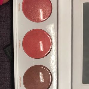 REALHER Be fearless, Be limitless blush kit NIB